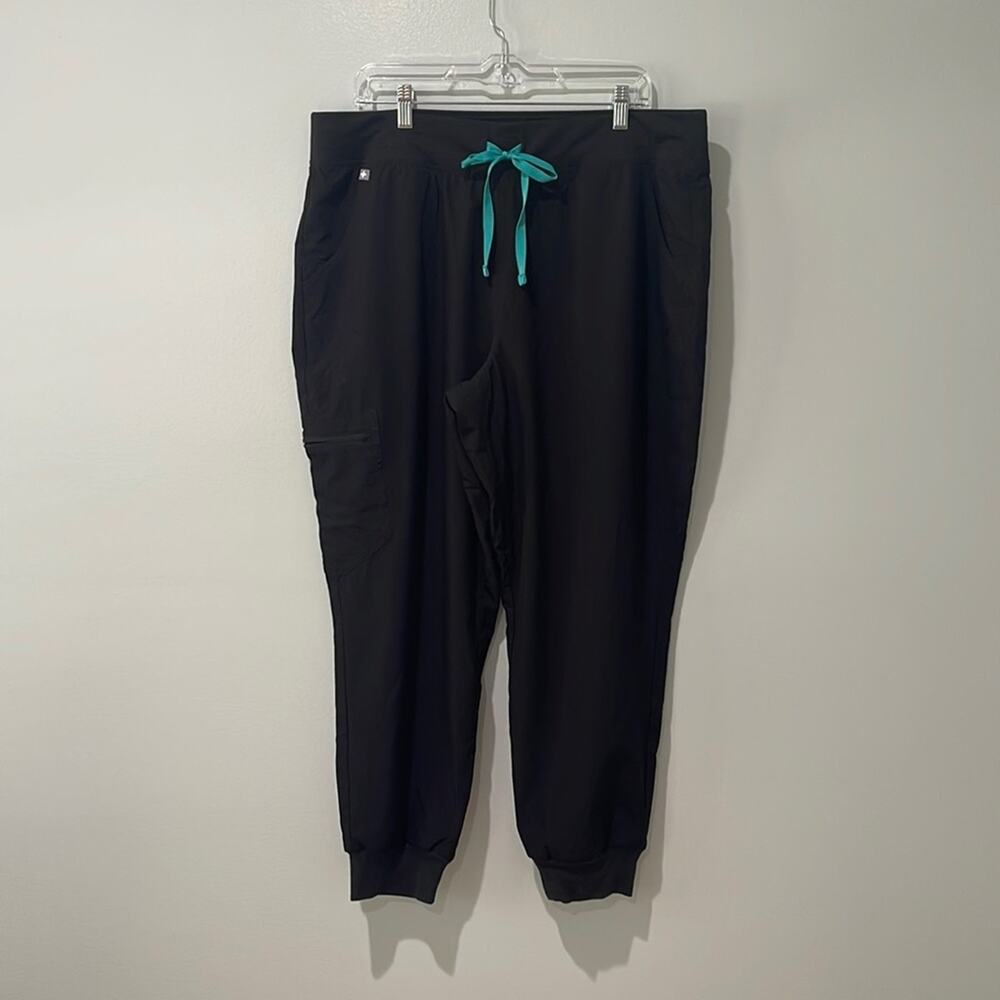 Figs Technical Collection Jogger Scrubs Size XX-Large/P Color is Black
